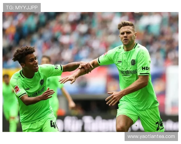 德甲足球球队口号解析及其文化意义介绍