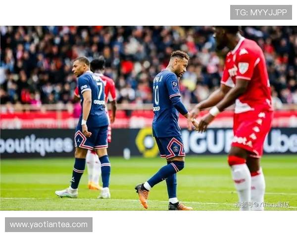 法甲摩纳哥经典逆转比赛回顾与精彩瞬间