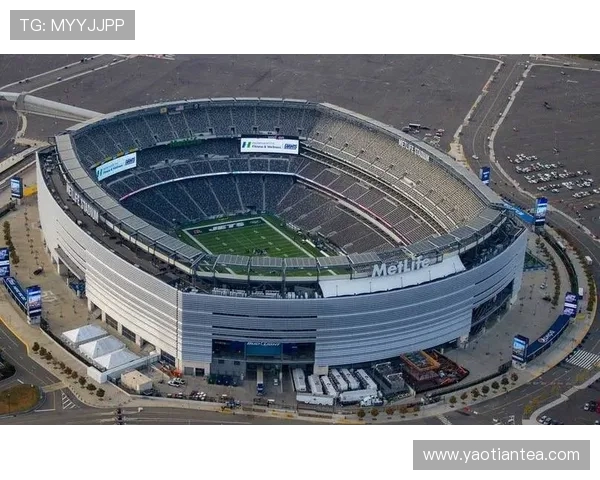 法甲马赛主场维洛德罗姆球场：马赛的经典主场——维洛德罗姆球场